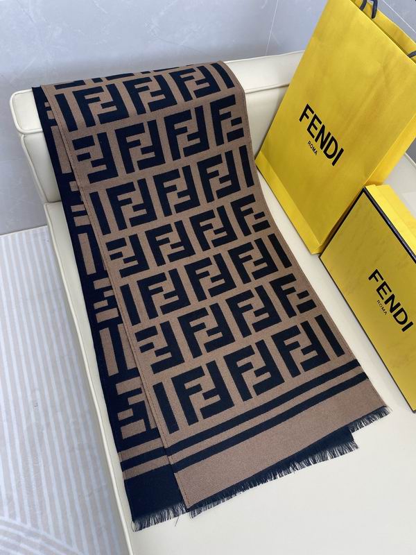 Fendi Scarf 35X180cm 95%羊毛5%蚕丝 E102203